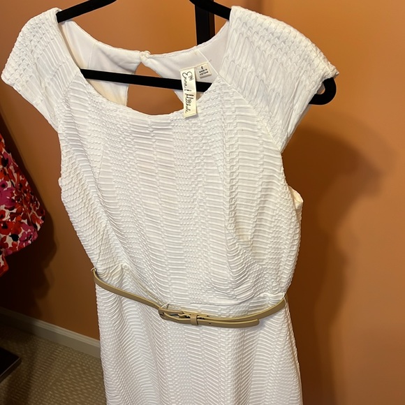 Emma Michelle texture white dress size 6 - Picture 6 of 12